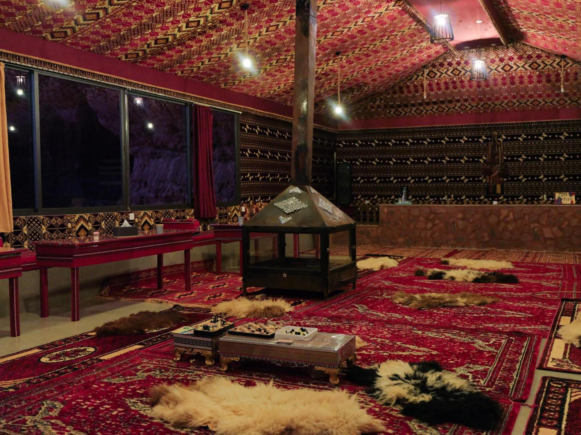 Bedouin Nights Camp Hotell Wadi Rum Eksteriør bilde